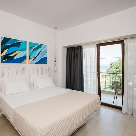 Limna Beach Afytos Exterior photo