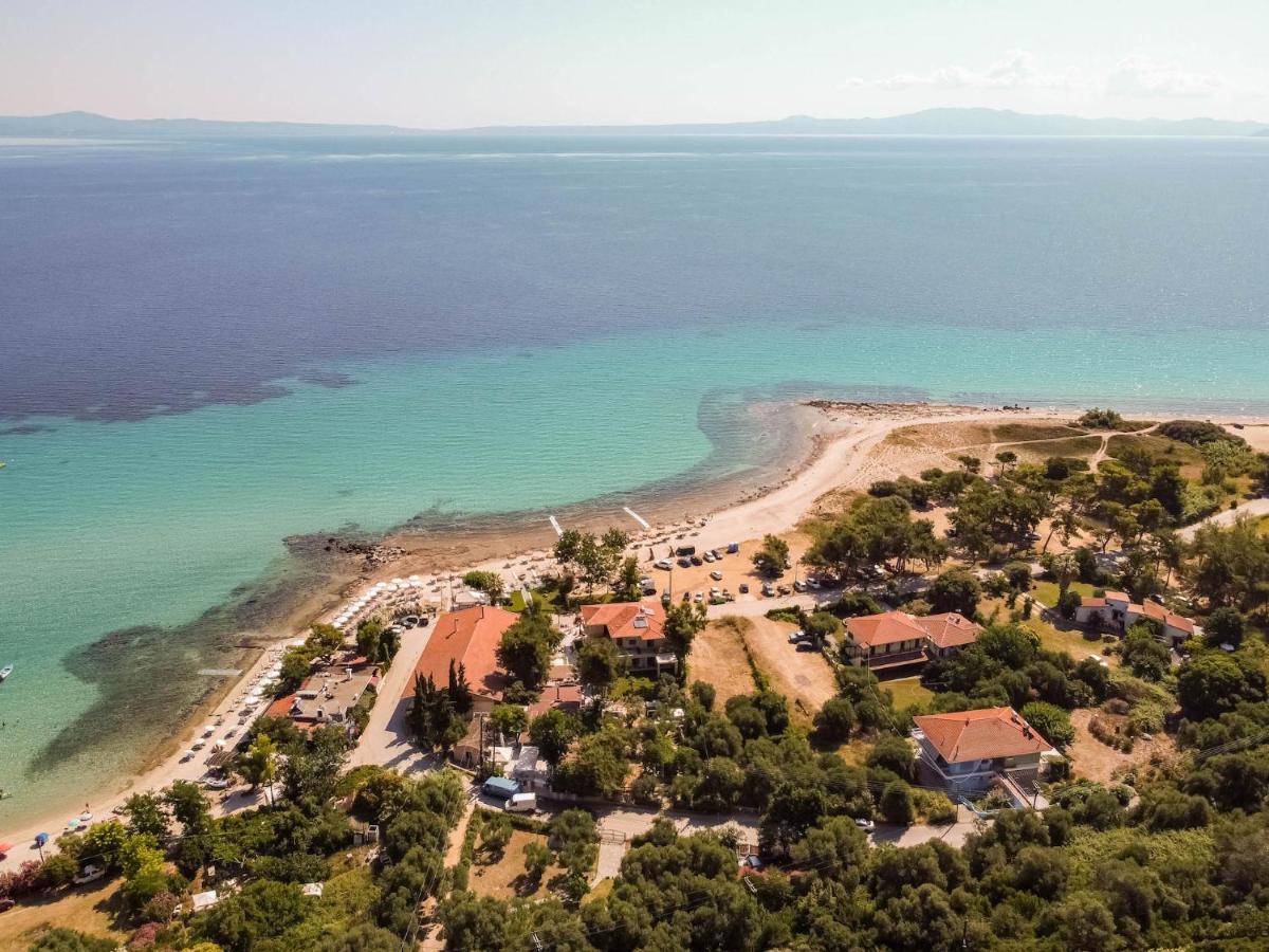 Limna Beach Afytos Exterior photo