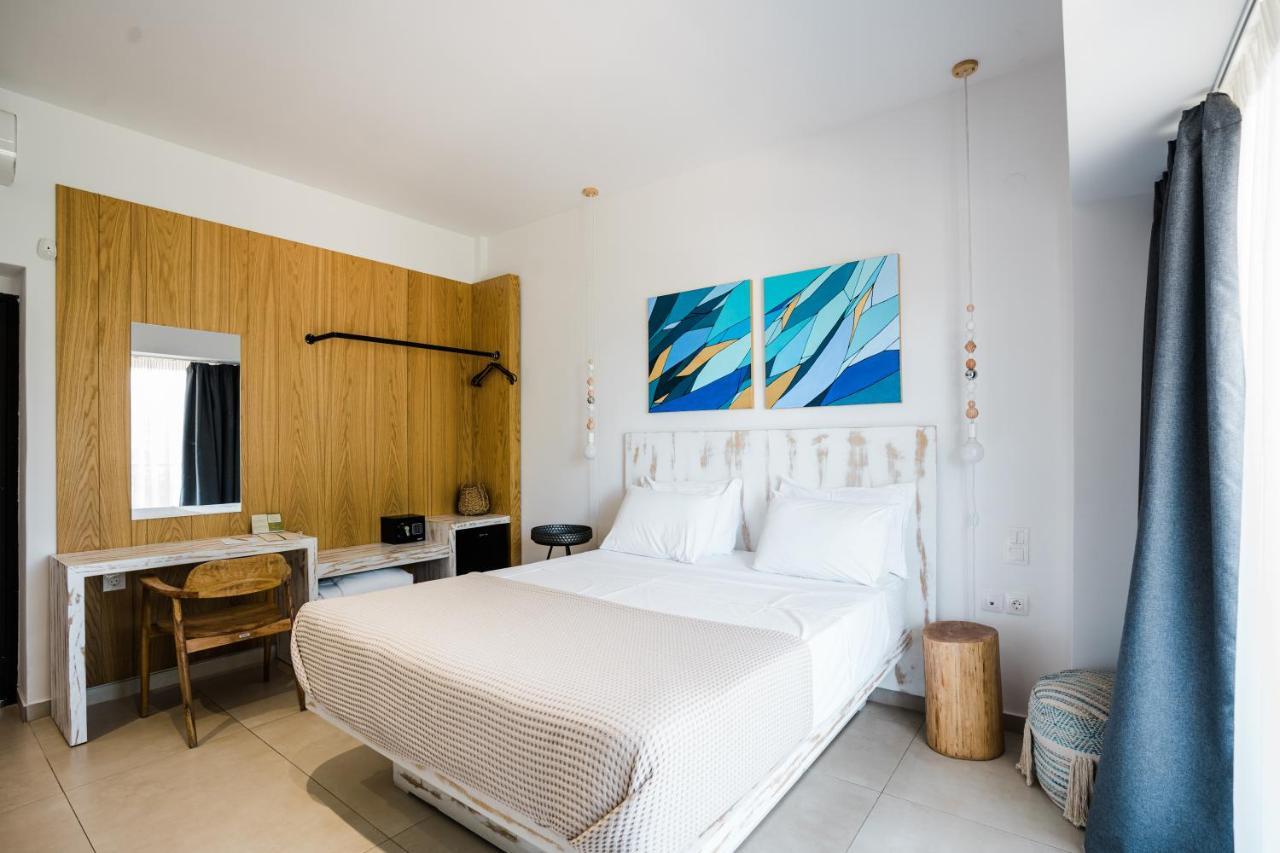 Limna Beach Afytos Exterior photo